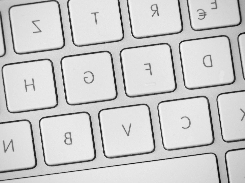 Ergonomic split keyboard for wrist health